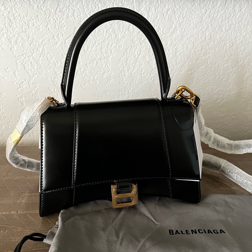 BALENCIAGA
Hourglass Small Shiny Leather Top-Handle Bag